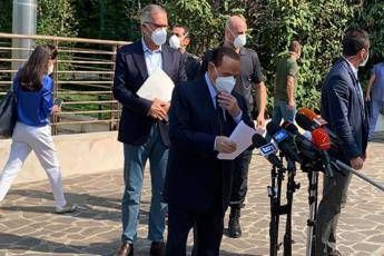Berlusconi dimesso, il messaggio del Cav Berlusconi dimesso, il messaggio del Cav